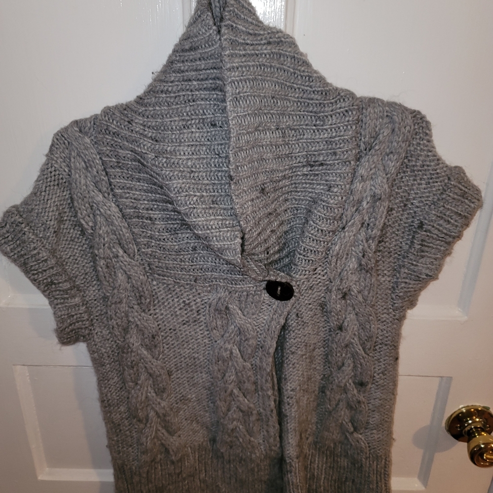 In Stitches sh.sl. raised collar wool/alpaca cardigan